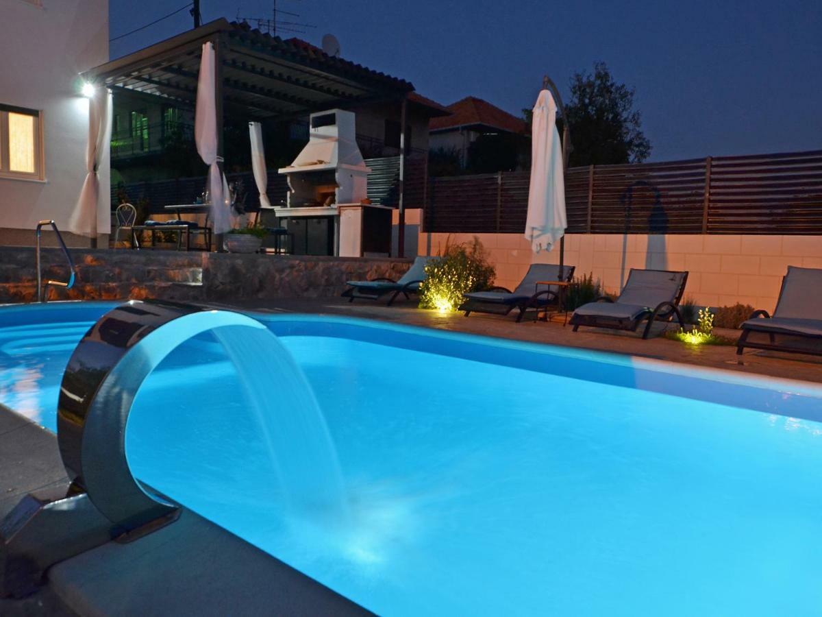 Deluxe Apartman Porto Trogir Buitenkant foto