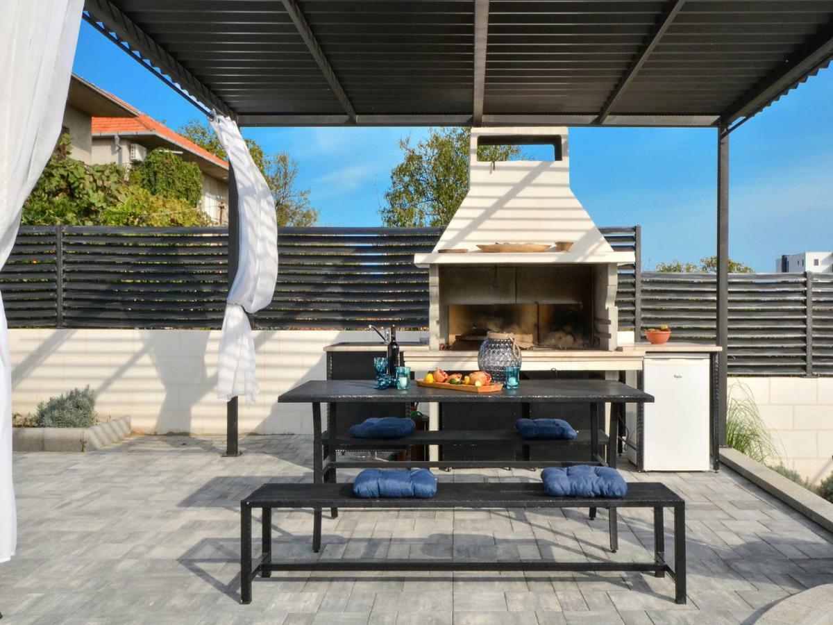 Deluxe Apartman Porto Trogir Buitenkant foto