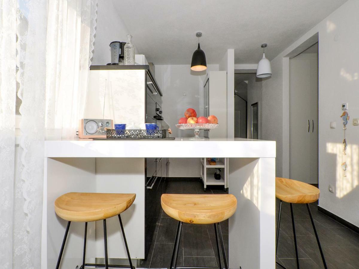 Deluxe Apartman Porto Trogir Buitenkant foto