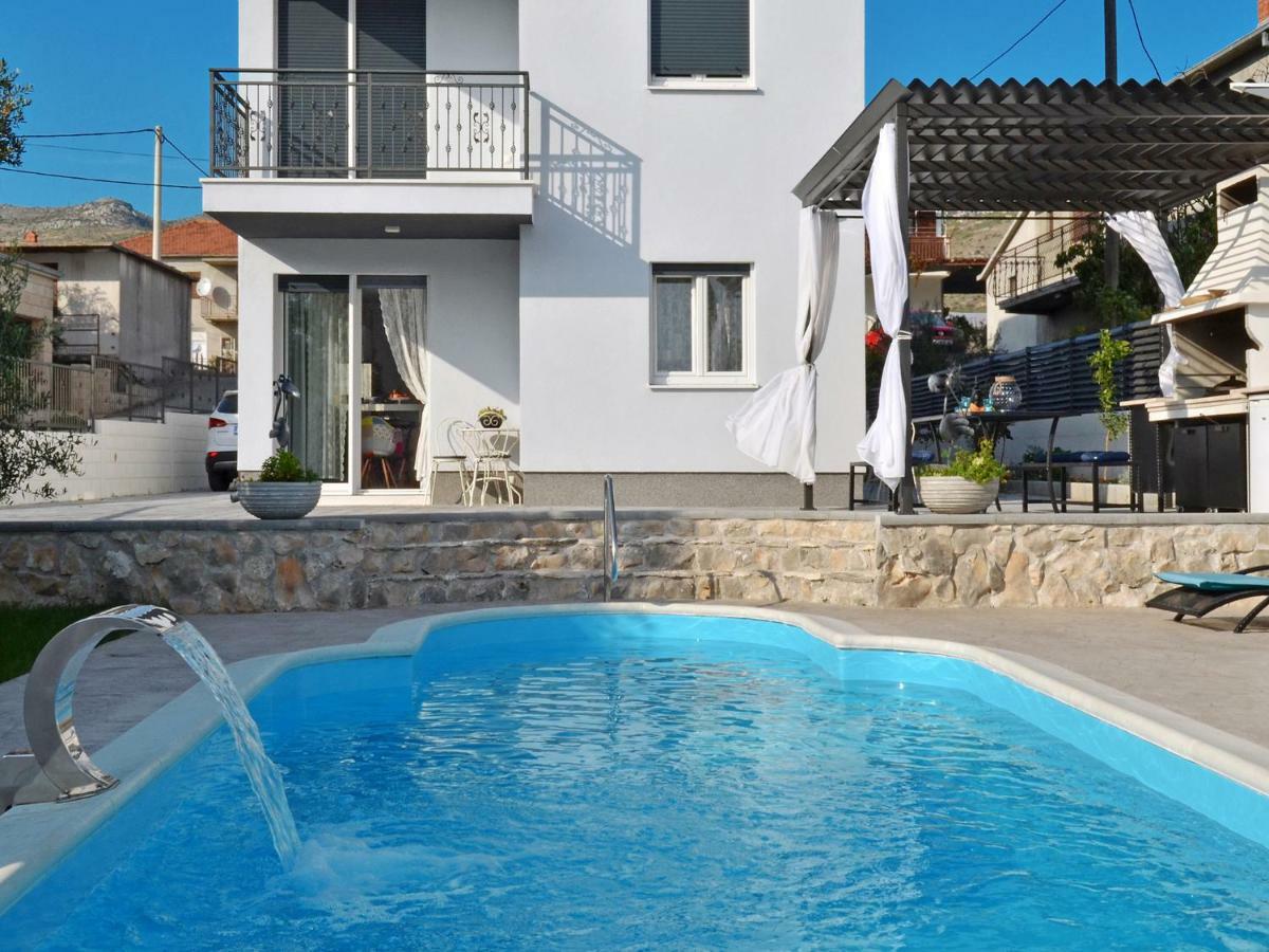 Deluxe Apartman Porto Trogir Buitenkant foto