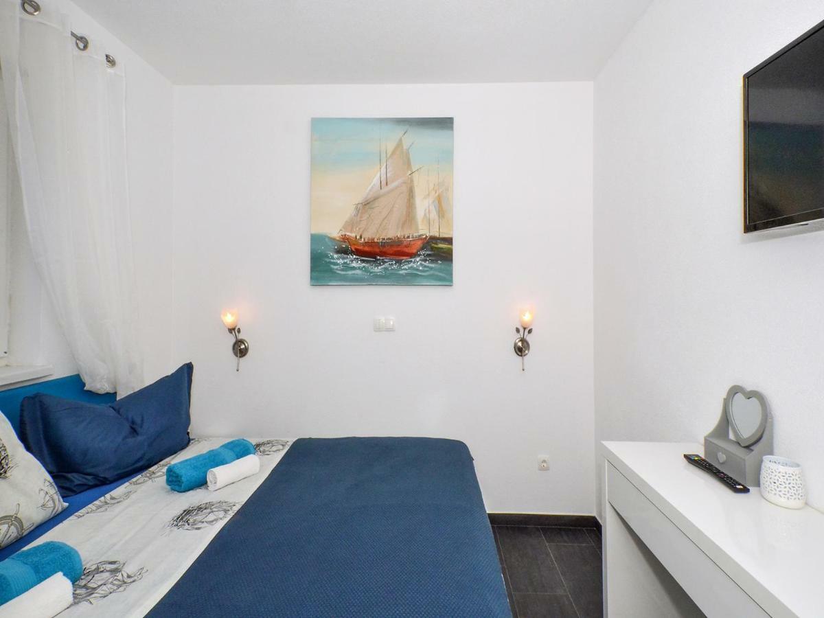 Deluxe Apartman Porto Trogir Buitenkant foto