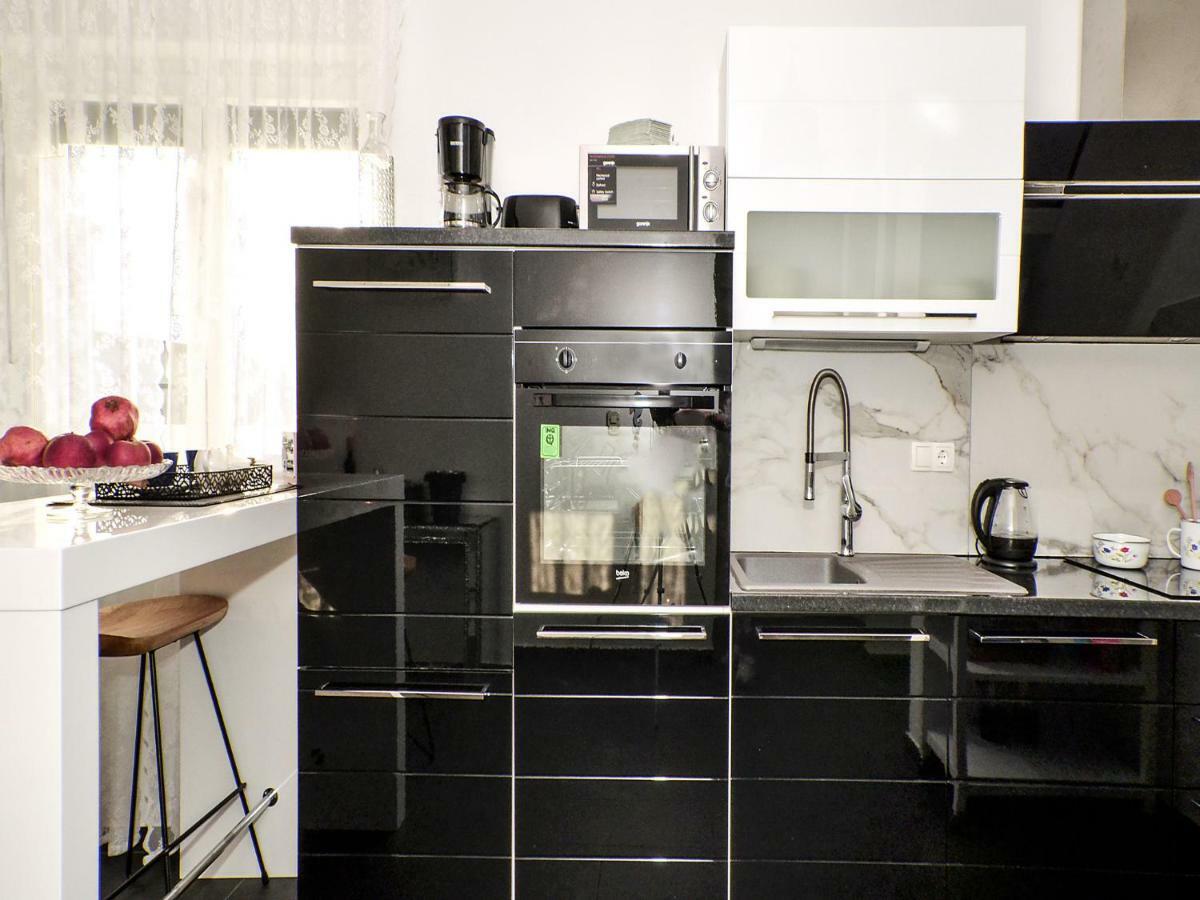 Deluxe Apartman Porto Trogir Buitenkant foto