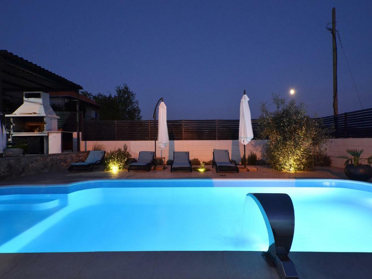 Deluxe Apartman Porto Trogir Buitenkant foto