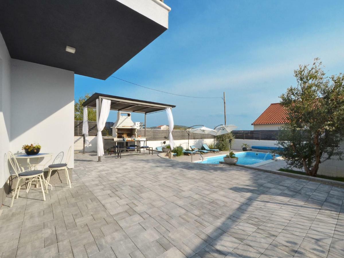 Deluxe Apartman Porto Trogir Buitenkant foto