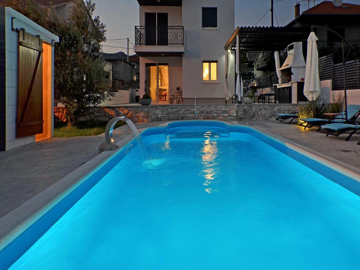 Deluxe Apartman Porto Trogir Buitenkant foto